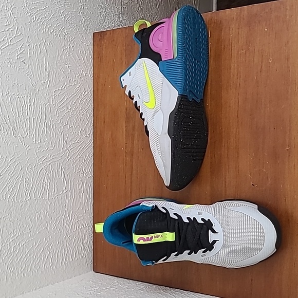 Nike Air Max Alpha Trainer 5 Platinum Volt Pink Mens Trainers DM0829-005 Size 11 - Picture 14 of 17